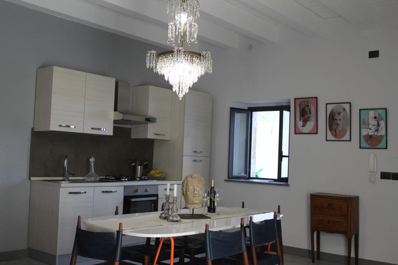 Palazzo Geremia - Le Dimore Dell'Antiquario Apartment Acireale Exterior photo